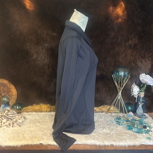 Lululemon top 8 (2625) - Picture 3 of 7